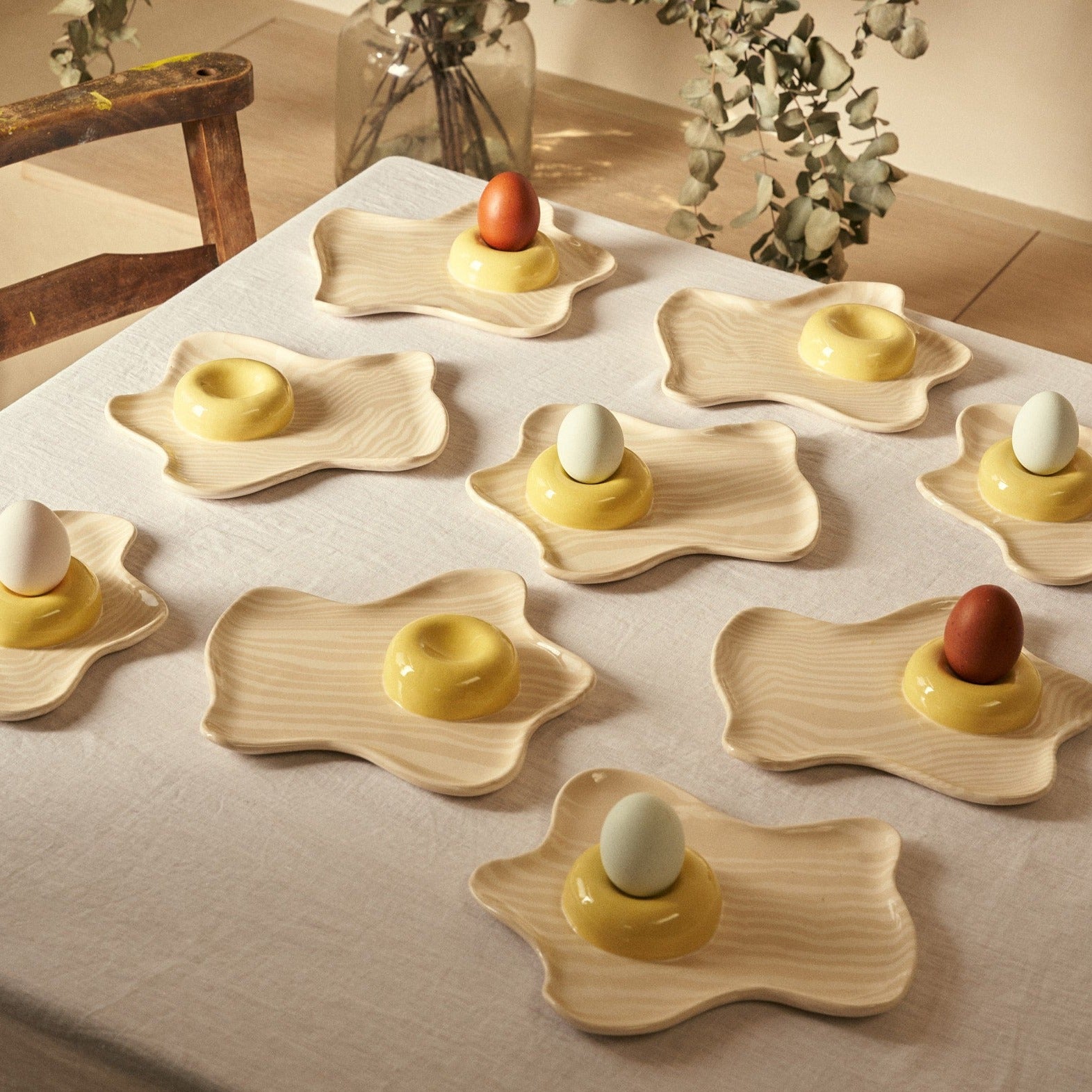 Yellow & White Marble Egg Cup Plate