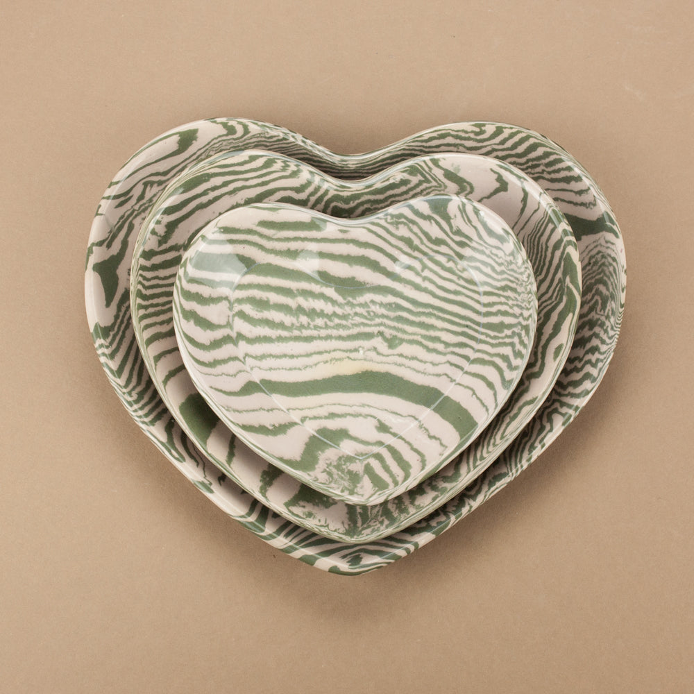 Set of 3 Pink and Green Heart plates