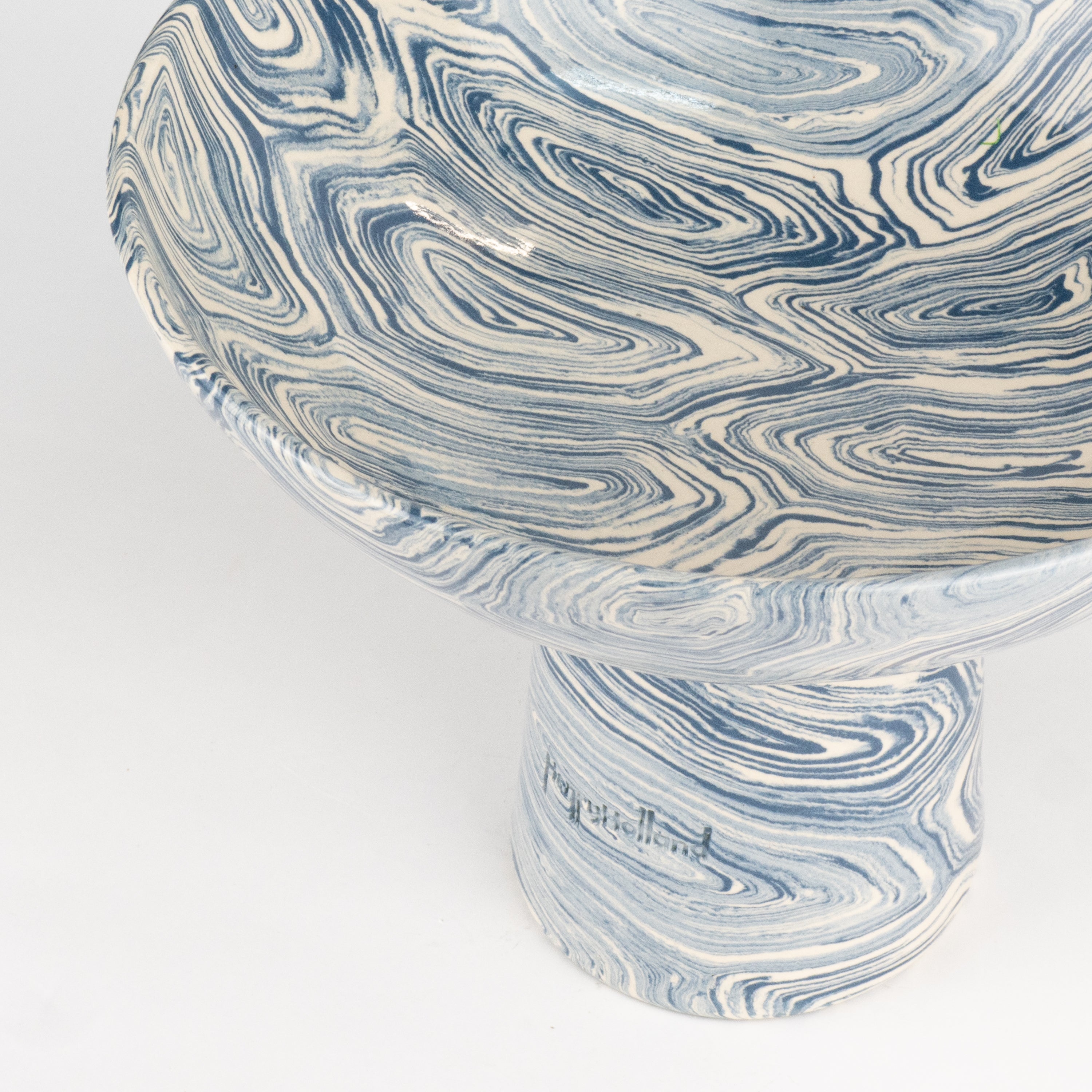 Blue & White Medium Agate Chalice Bowl