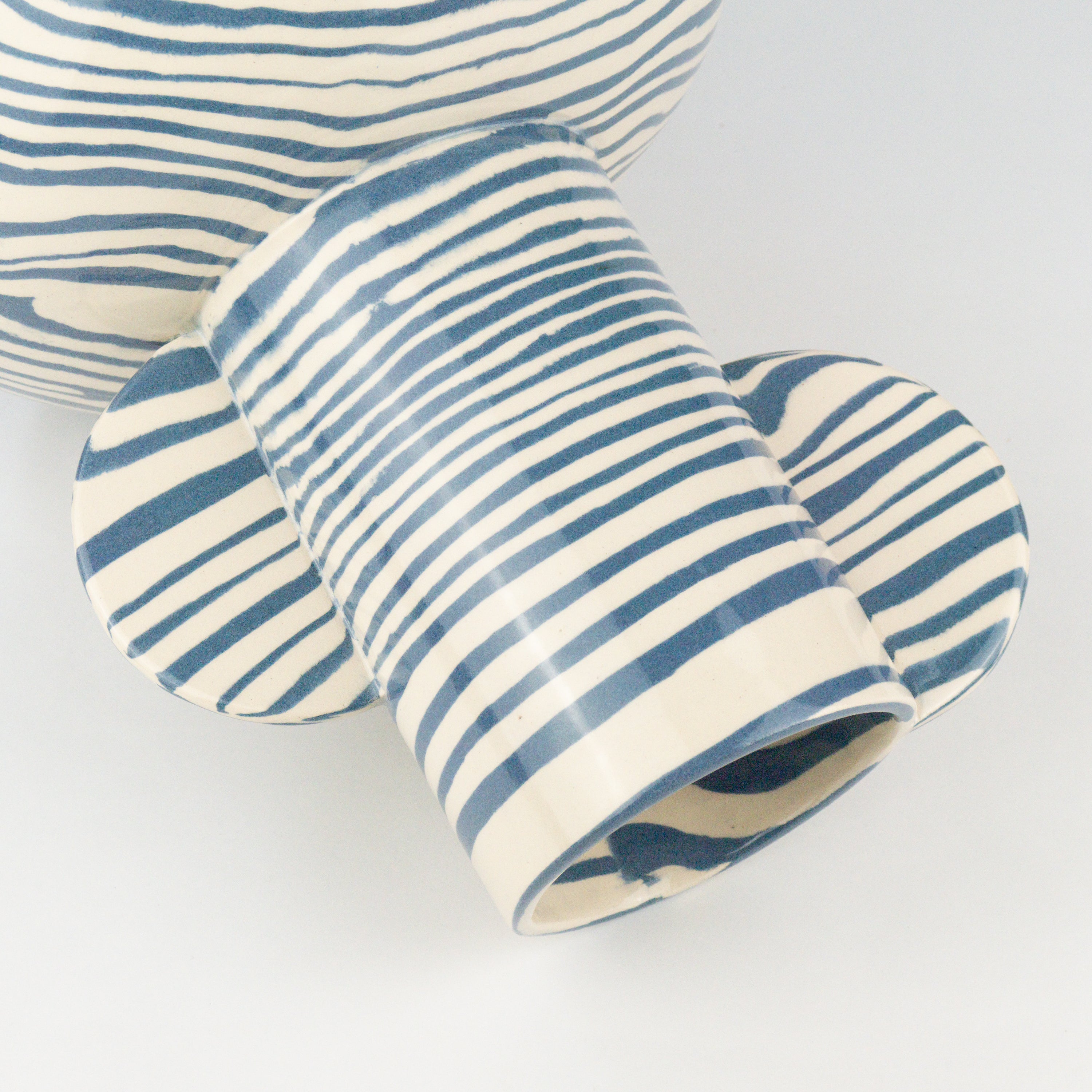 Blue and White Marble Maxi Profumo Vase