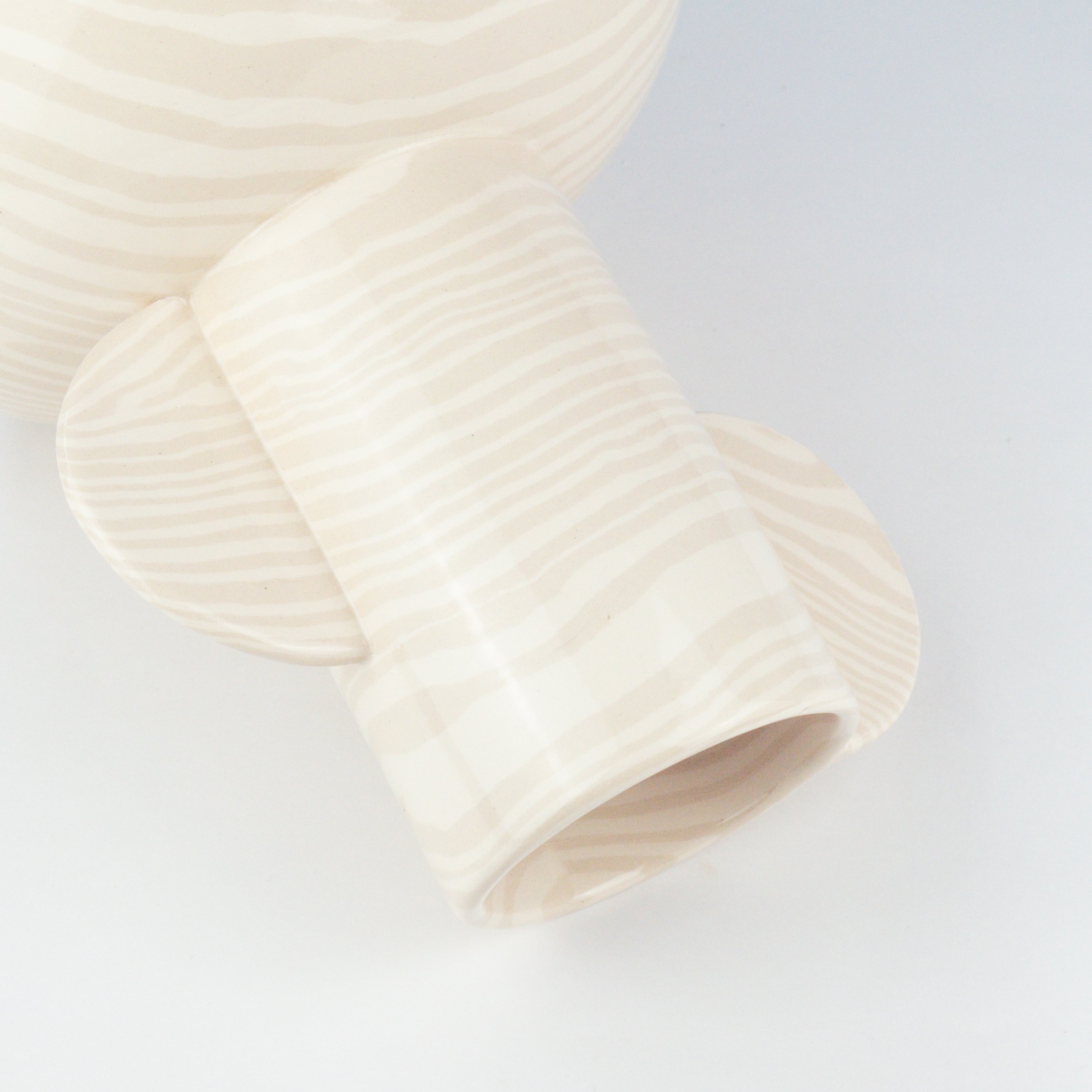 Oatmeal and White Marble Maxi Profumo Vase