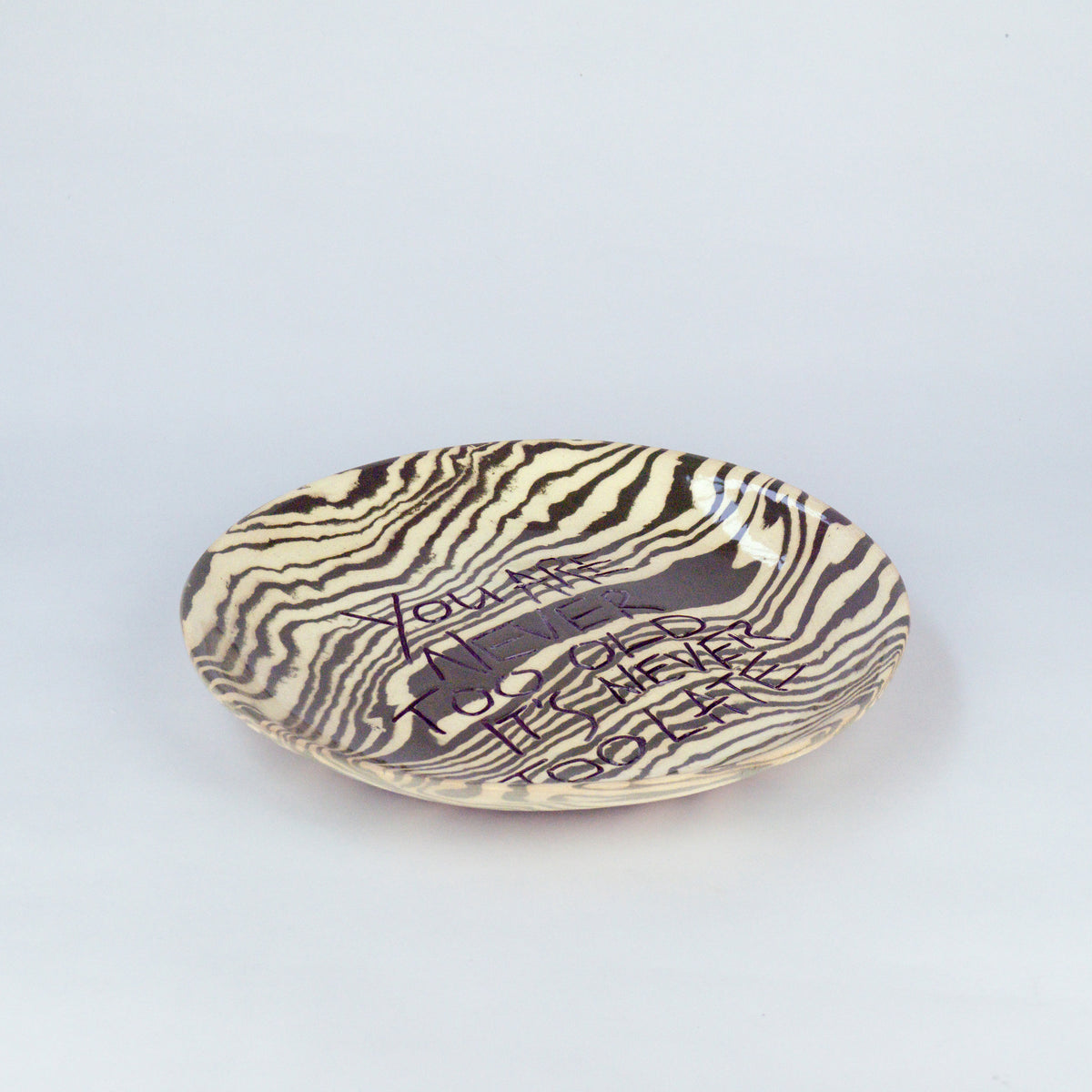Green & White Medium 'NEVER TOO OLD' wall hanging plate