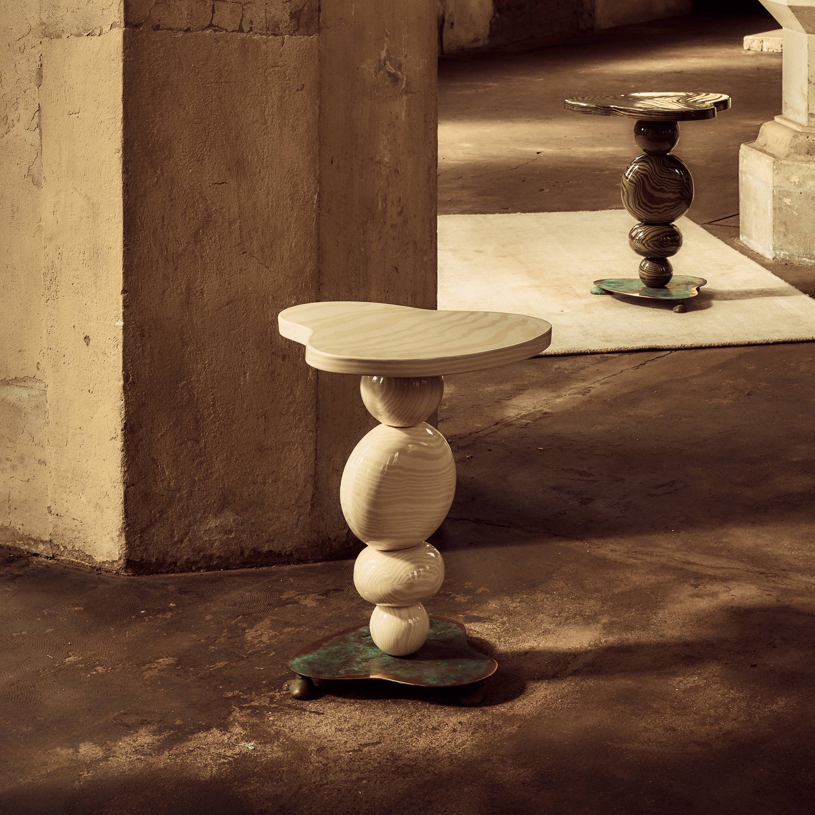 Oatmeal & White Alto Side Table