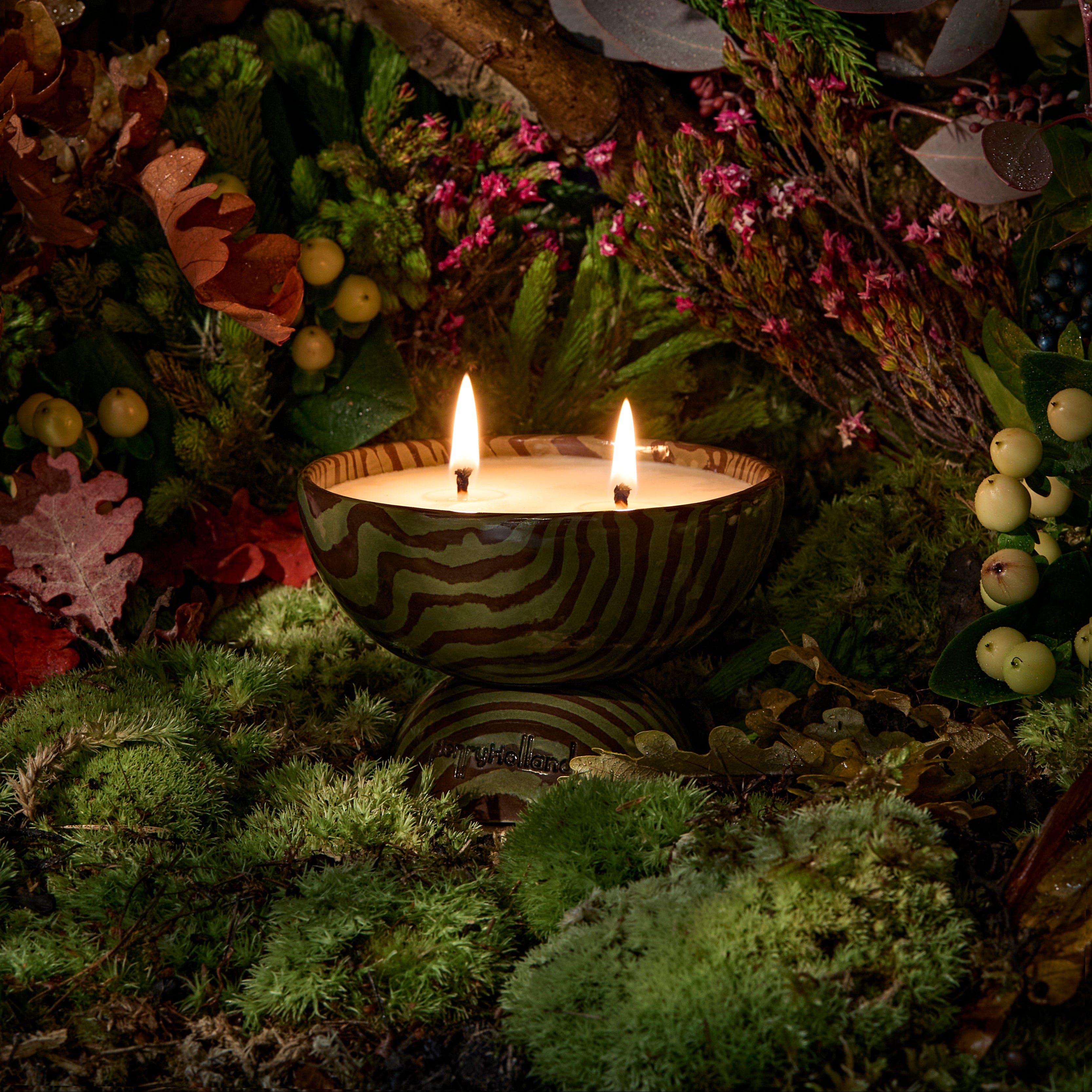 Into The Woods I Scented Soy Wax Candle I 300ml (10 fl Oz)