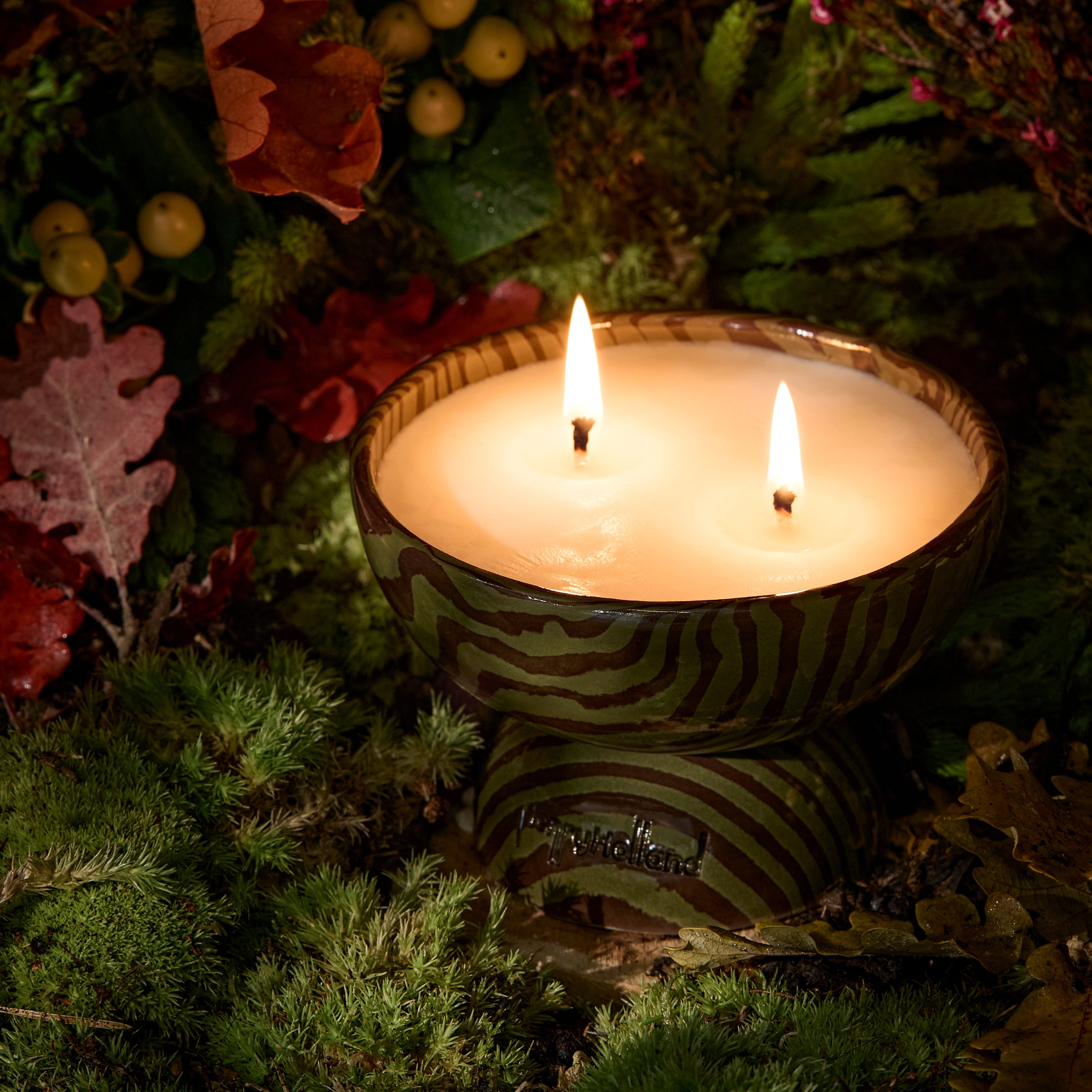 Into The Woods I Scented Soy Wax Candle I 300ml (10 fl Oz)