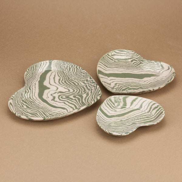 Set of 3 Pink and Green Heart plates