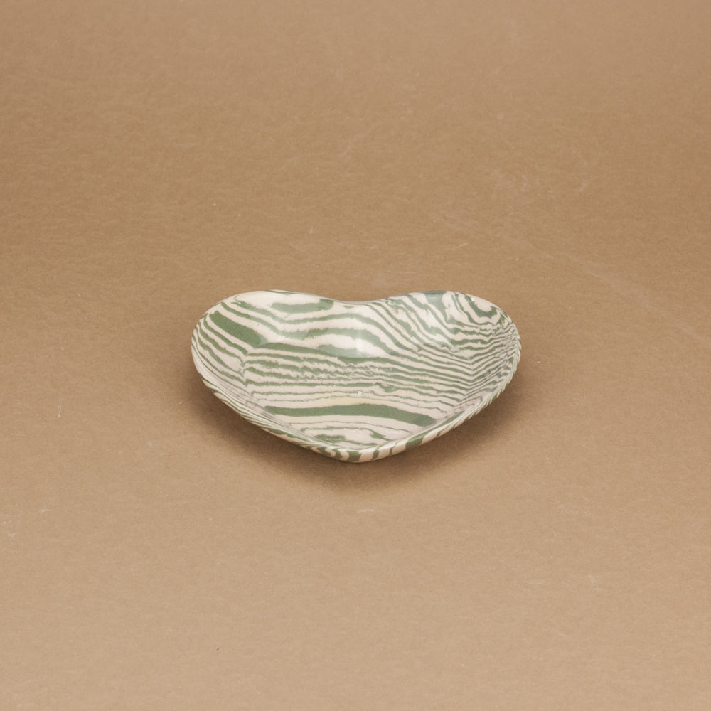 Set of 3 Green and White Heart plates