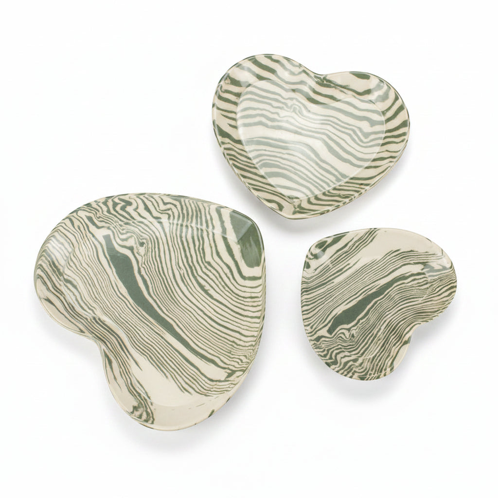 Set of 3 Green and White Heart plates