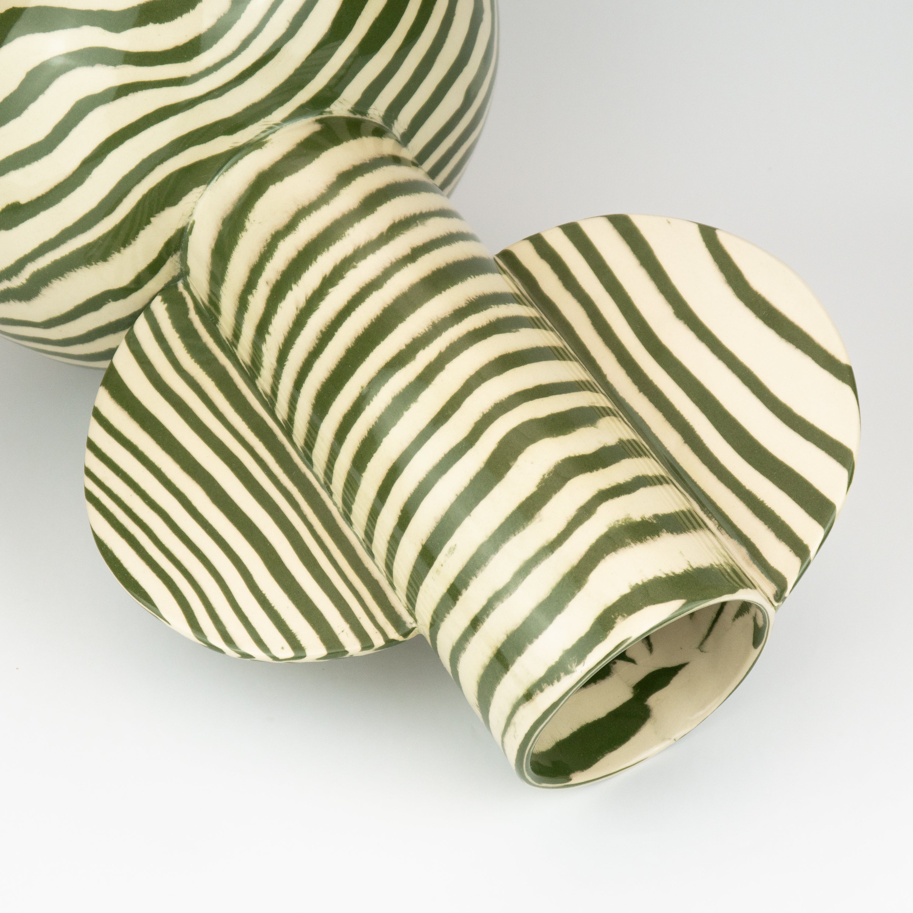 Green and White Marble Giant Profumo Vase