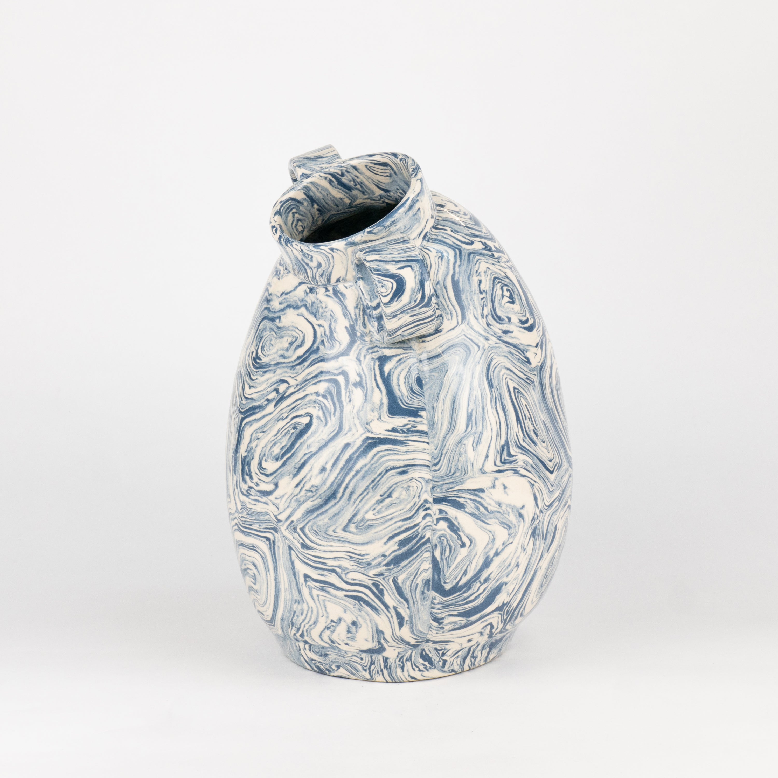 Blue & White Agate Origin Vase