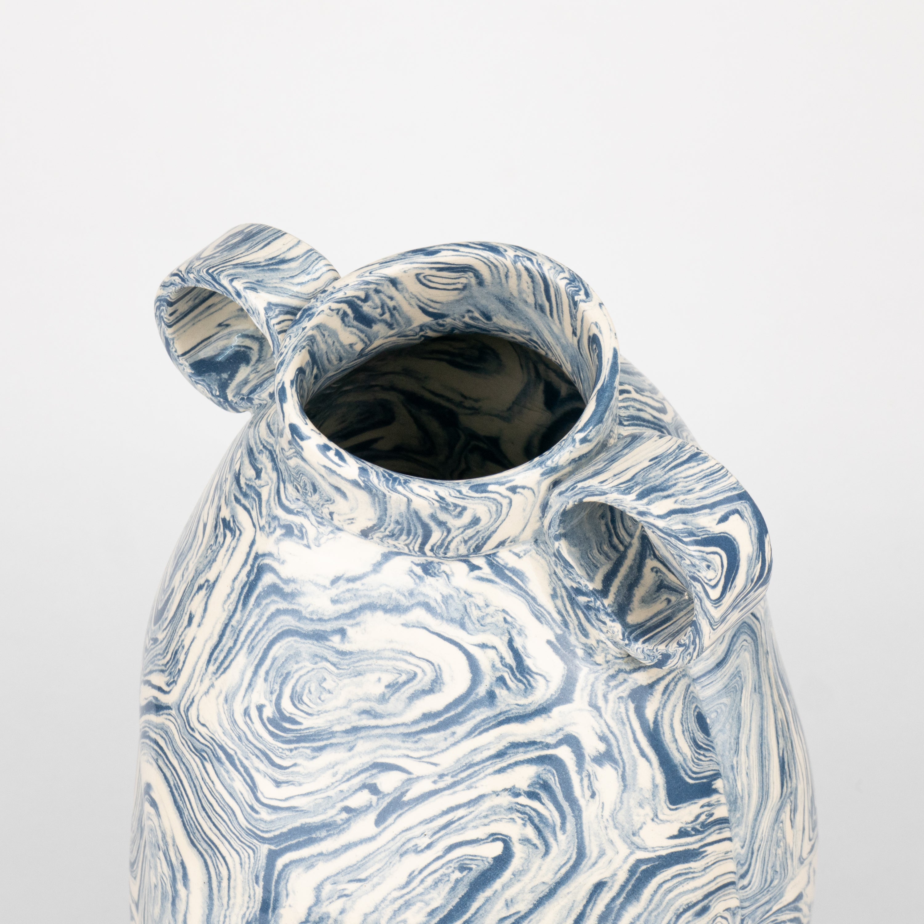 Blue & White Agate Origin Vase