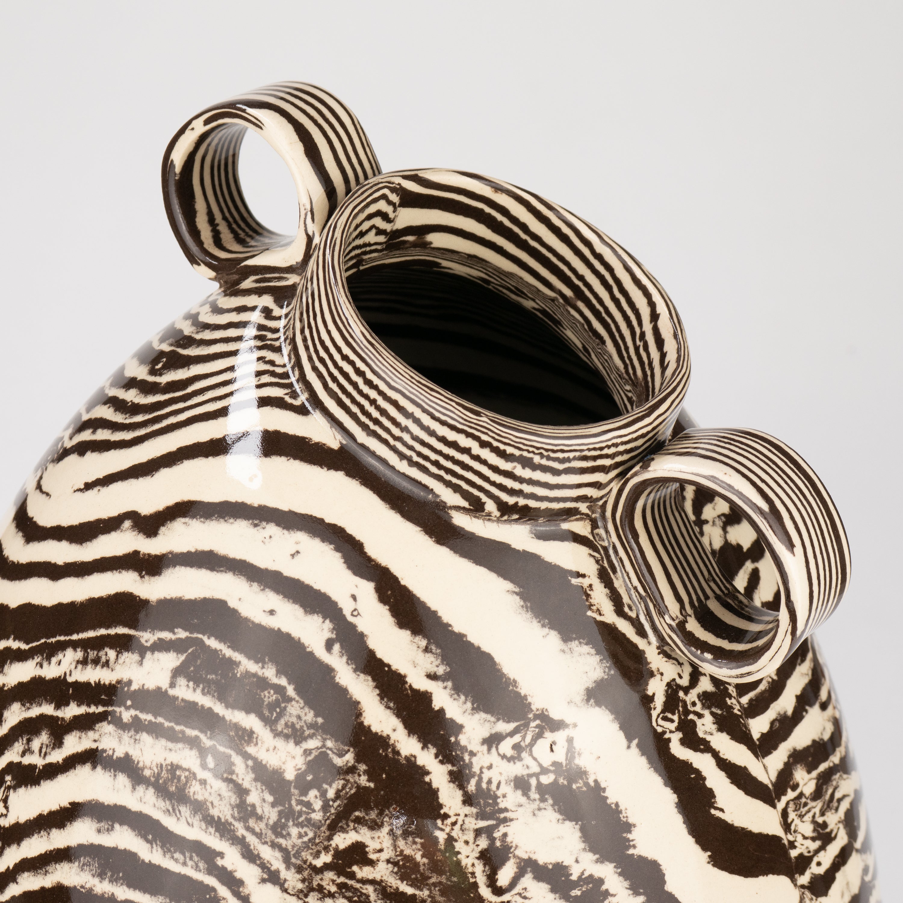 Brown & White Marble Maxi Origin Vase