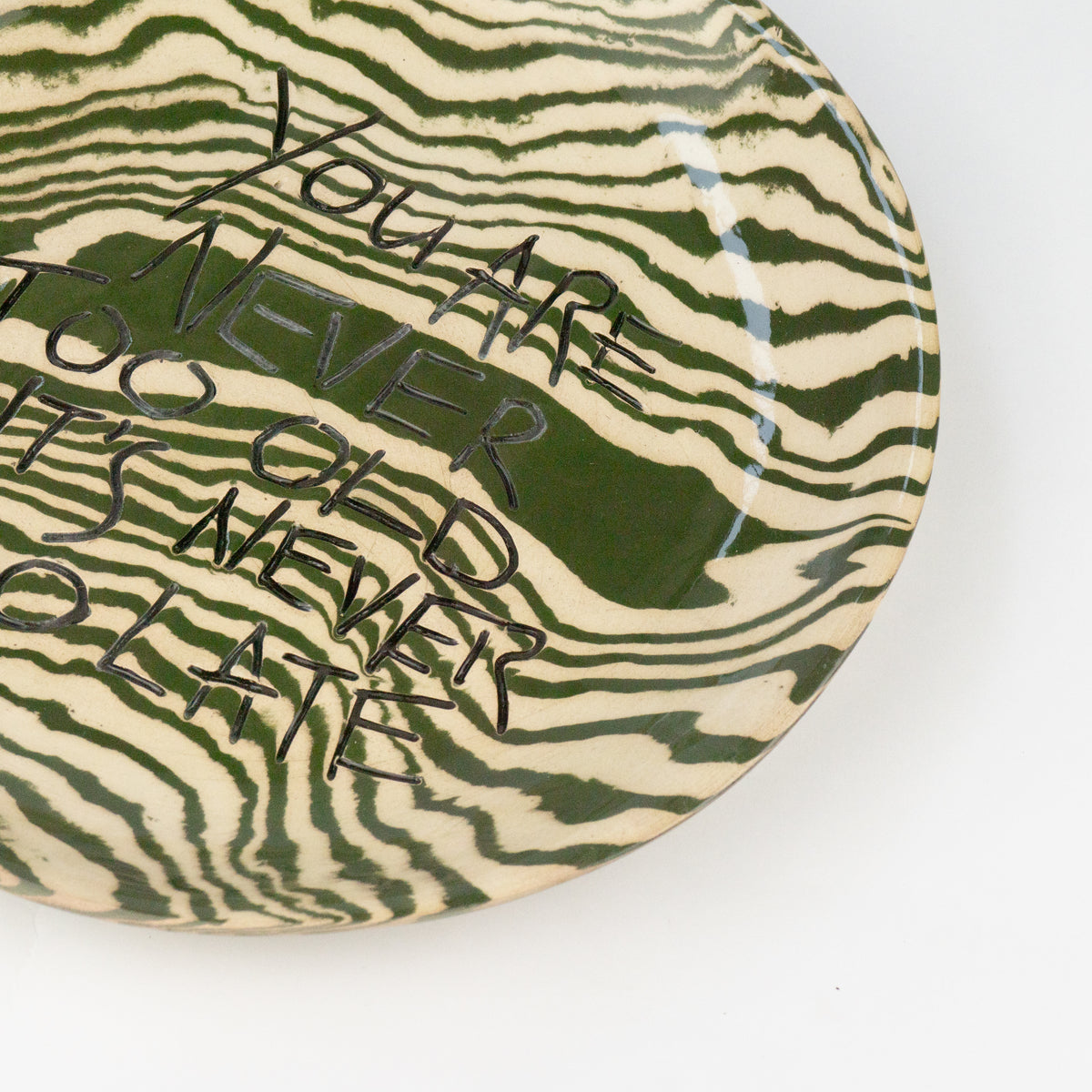 Green & White Medium 'NEVER TOO OLD' wall hanging plate